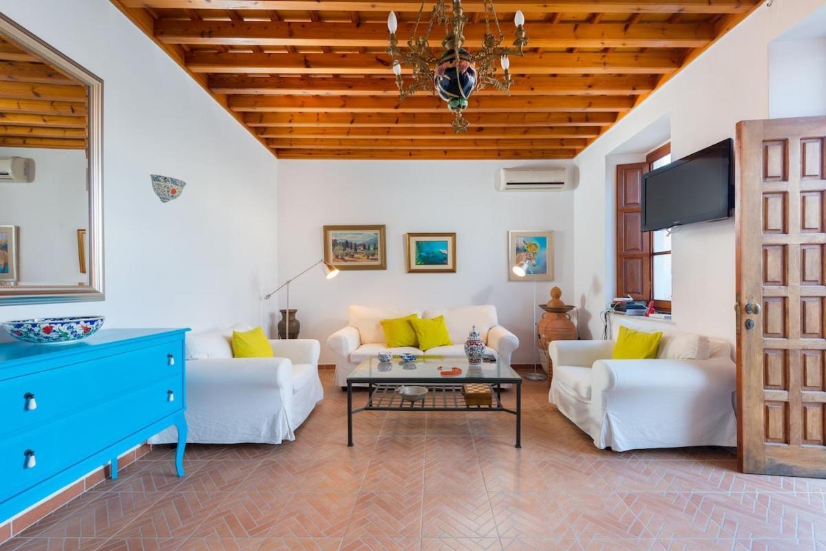 Villa Lindos Eksteriør billede