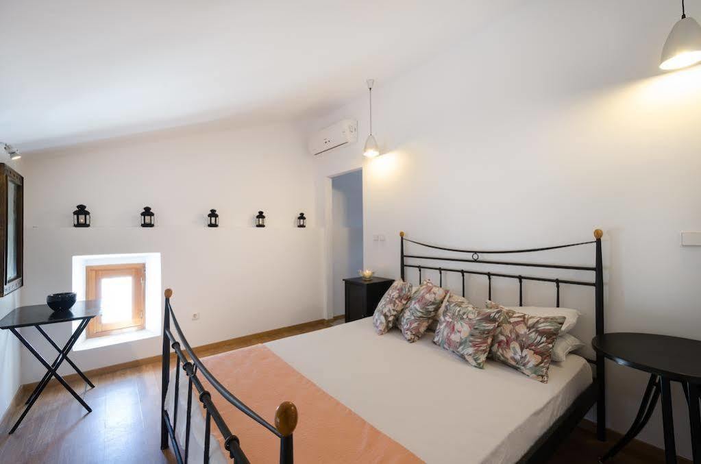 Villa Lindos Eksteriør billede
